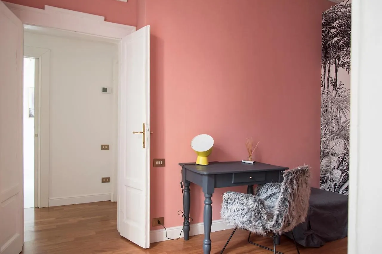 Youhosty - Farneti 1 Milano Italien